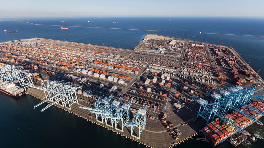 aerial-view-of-cargo%2C-ships-and-containers-at-busy-los-angeles-harbor-pier-400